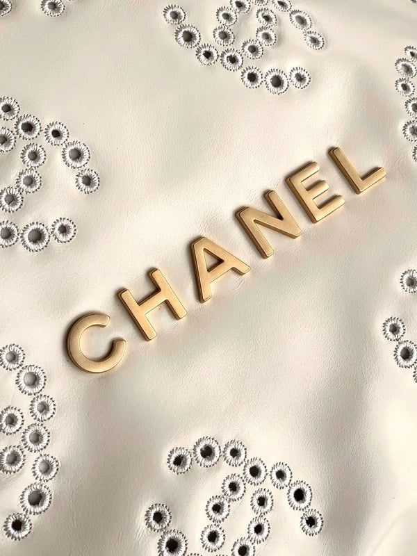 CC 25S Hobo Bag 30cm Cream Calfskin Gold Hardware