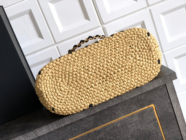 Borsa shopper con logo CC e catena 23 cm Beige Nero Rafia GHW