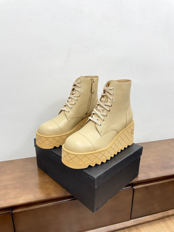 CC Ankle Boots 100mm Beige Lambskin