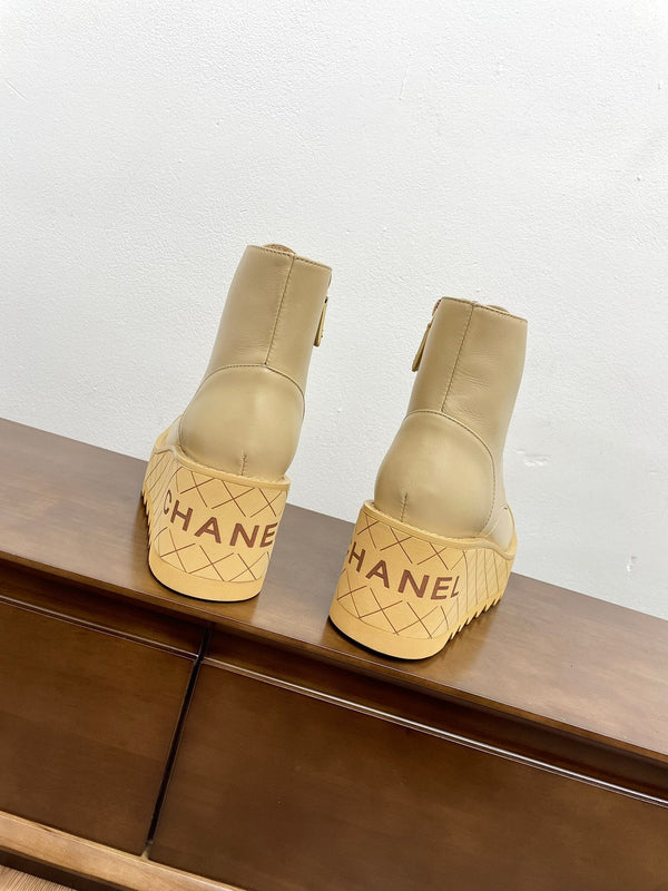 CC Ankle Boots 100mm Beige Lambskin