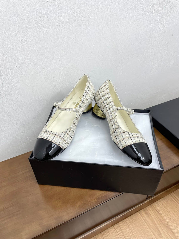 CC Mary Jane White Tweed Farbic And Cowhide