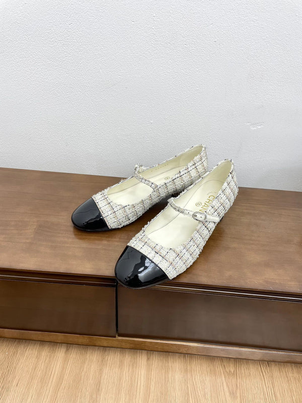 CC Mary Jane White Tweed Farbic And Cowhide