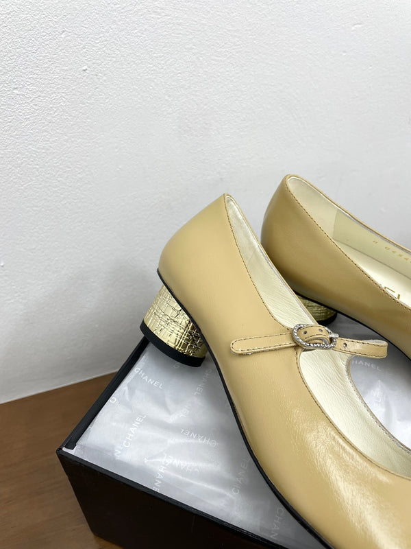 CC Mary Jane Beige Cowhide