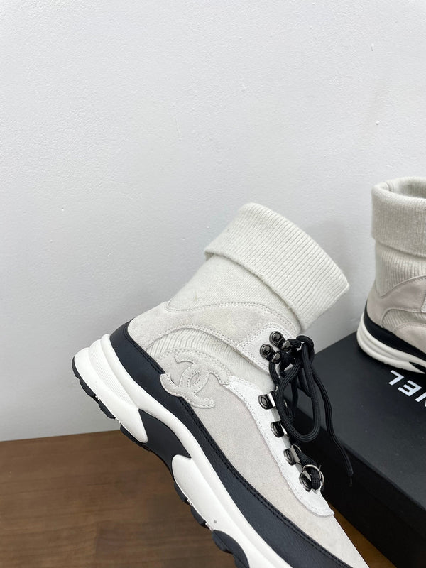 CC Sneaker 30mm White Suede And Wool