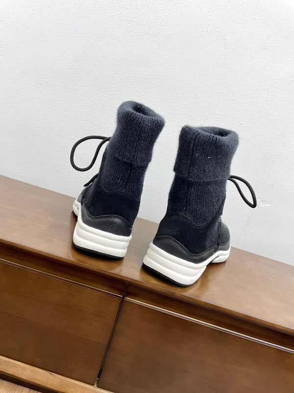 CC Sneaker 30mm Black Suede And Wool