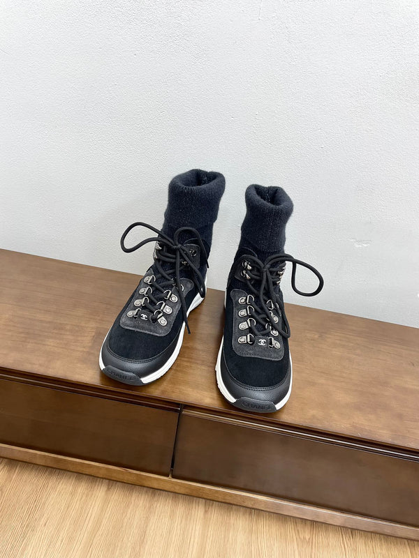 CC Sneaker 30mm Black Suede And Wool