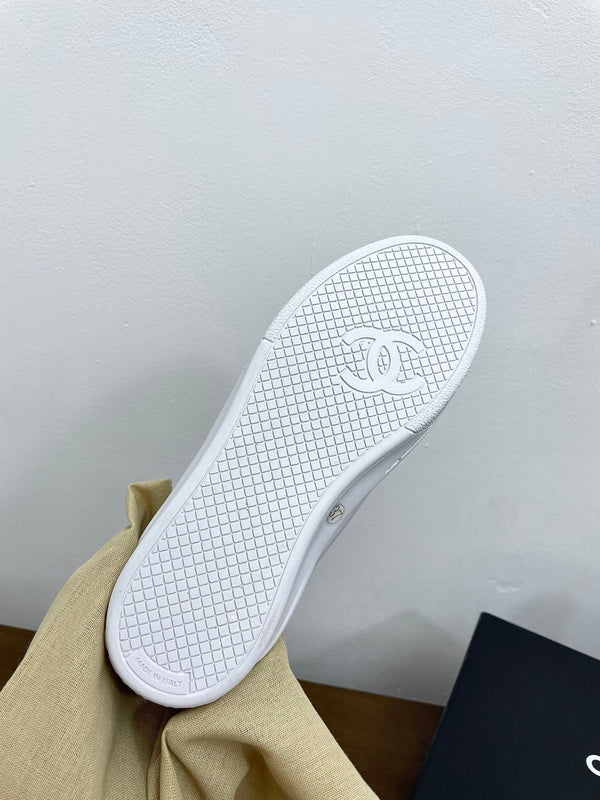 CC Classic Sneaker White Cowhide