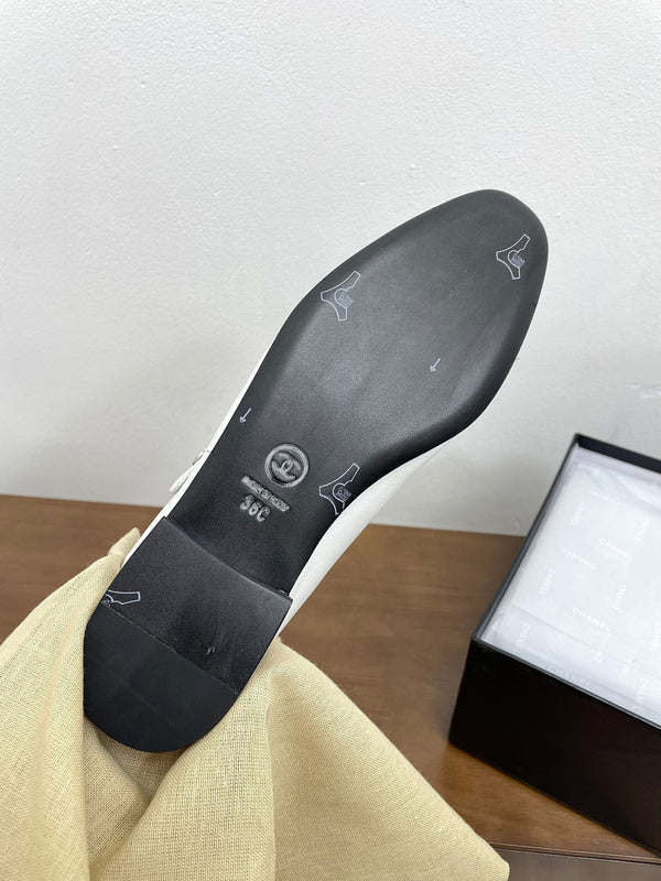 CC Mary Jane White Calfskin