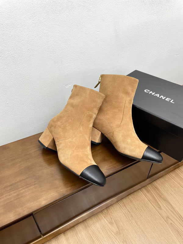 CC Ankle Boots 50mm Bold Beige Suede