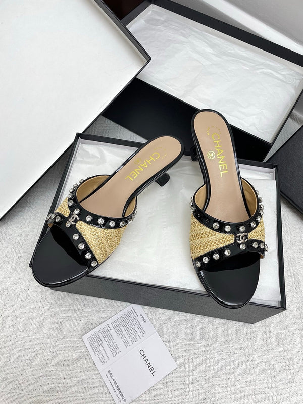CC 25SS Slippers 5cm Yellow Raffia Black Patent Calfskin 338300