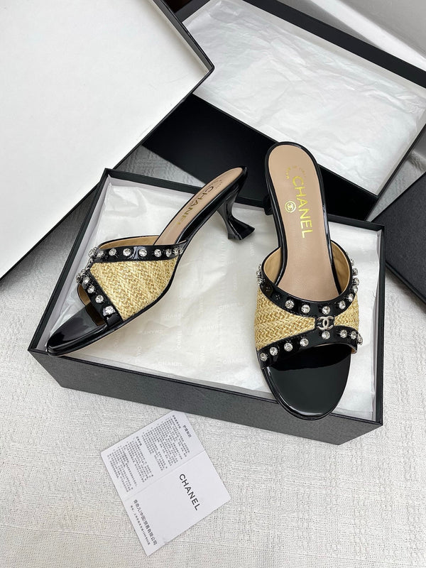 CC 25SS Slippers 5cm Yellow Raffia Black Patent Calfskin 338300