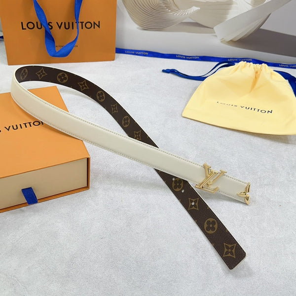 Pretty LV 30mm Reversible Belt Cream Calfskin
