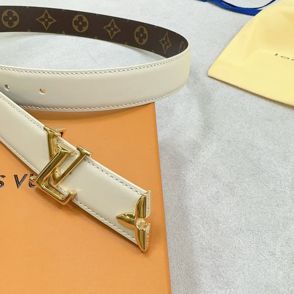 Pretty LV 30mm Reversible Belt Cream Calfskin