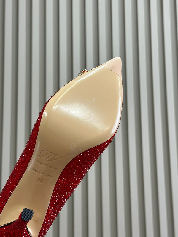 Décolleté con fibbia in strass a forma di fiore 85 in pelle rossa con cristalli