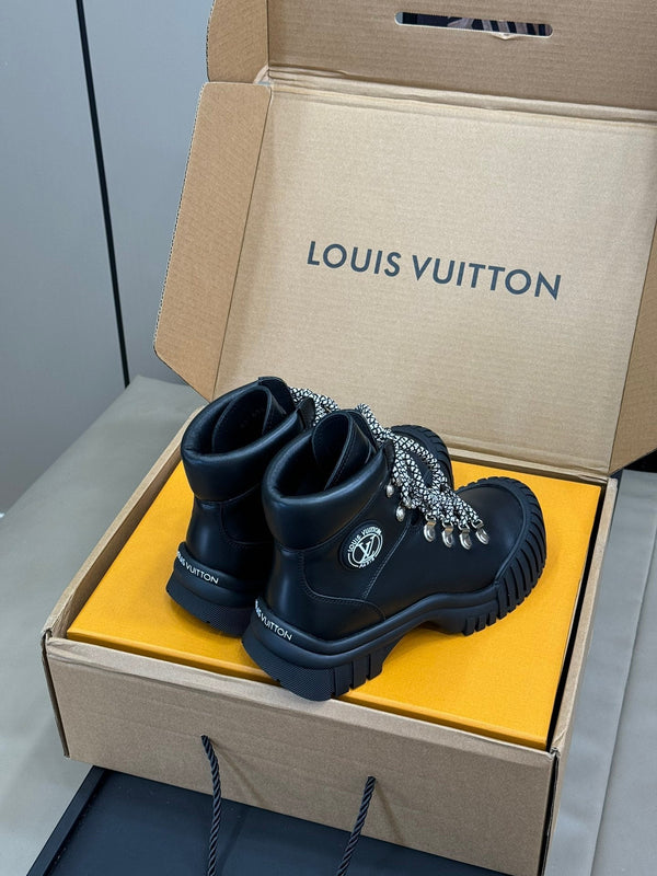 LV Ruby Flat Ranger Boots Black Calfskin