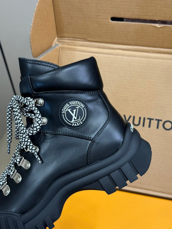 LV Ruby Flat Ranger Boots Black Calfskin