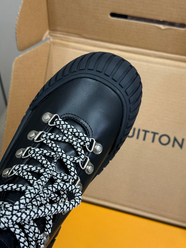 LV Ruby Flat Ranger Boots Black Calfskin