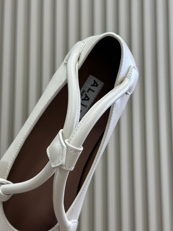 ALAIA Le Teckel Ballet Flats White Sheepskin 468730