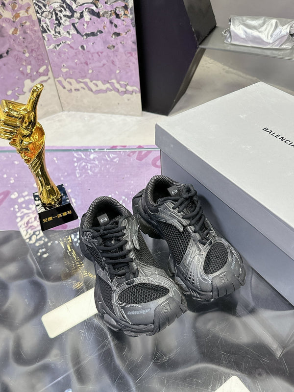 STAPLER SNEAKER IN BLACK MIX GRAY POLYURETHANE AND MESH