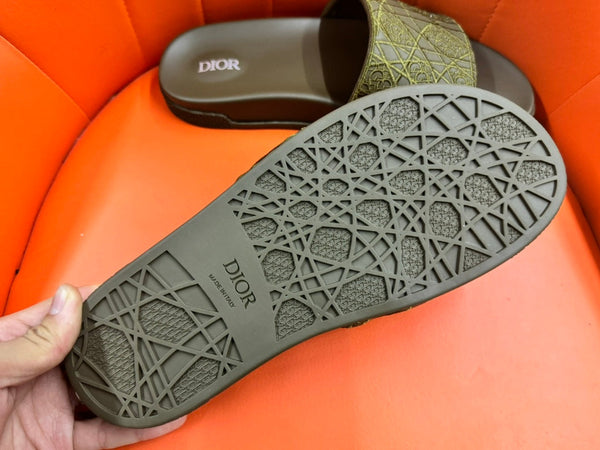 CD AQUA EMBROIDED SANDAL OLIVE FABRIC