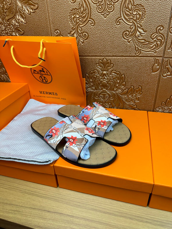 HM IZMIR SANDAL MUSTARD SUEDE WITH FLOWER MOTIF