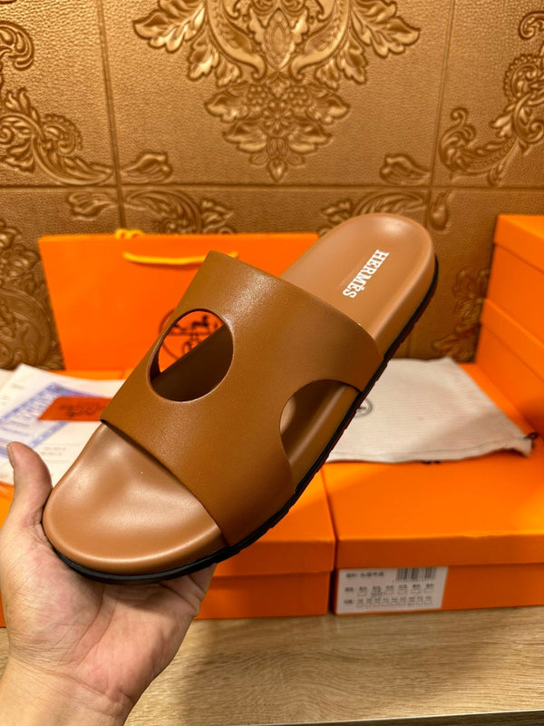 HM CIRCLE CUT SANDAL OCHRE CALFSKIN