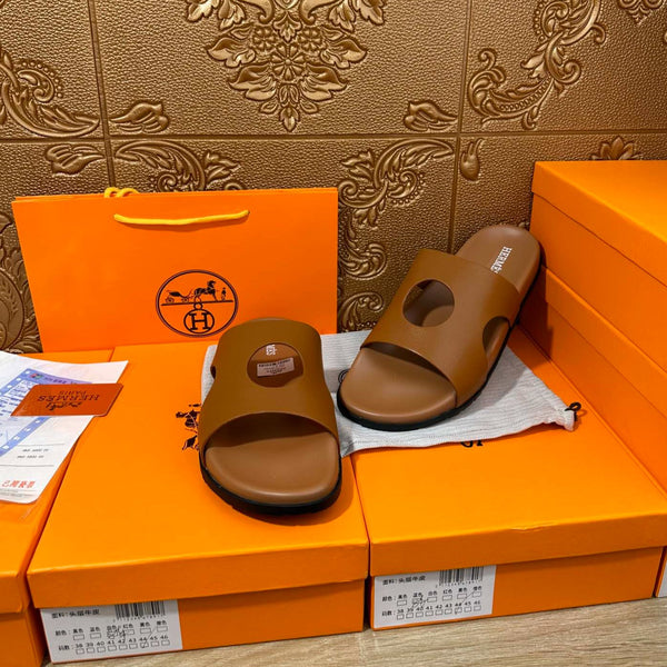 HM CIRCLE CUT SANDAL OCHRE CALFSKIN