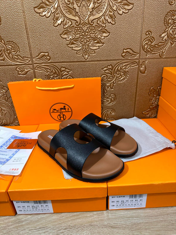 HM CIRCLE CUT SANDAL BLACK AND CARAMEL CALFSKIN