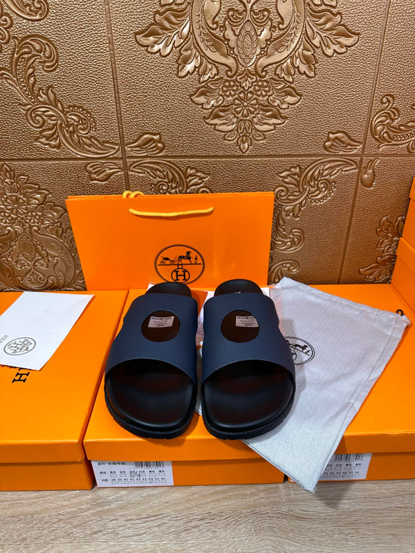 HM CIRCLE CUT SANDAL PRUSSIAN BLUE CALFSKIN