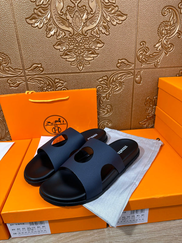 HM CIRCLE CUT SANDAL PRUSSIAN BLUE CALFSKIN