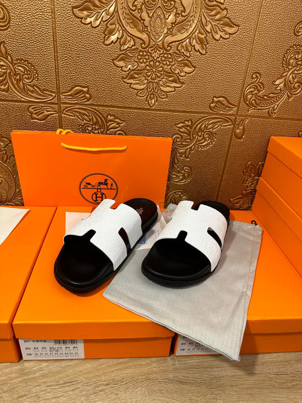 HM IZMIR SLIPPER BLACK AND WHITE CALFSKIN