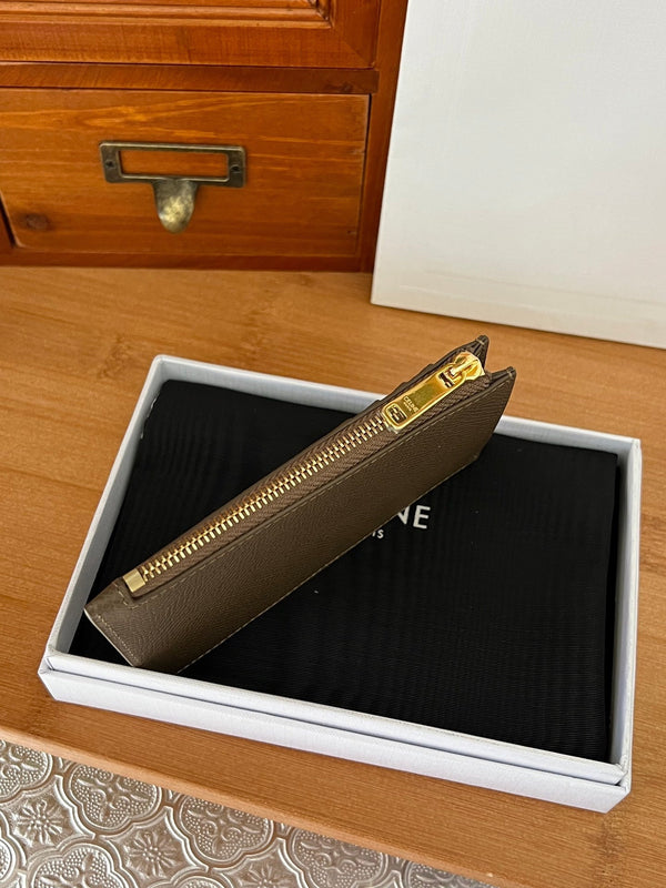 ESSENTIALS Zippered Compact Card Holder Dark Brown Cowhide