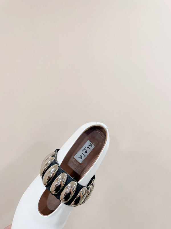 ALAIA TRIBALE BALLET FLATS IN WHITE LAMBSKIN