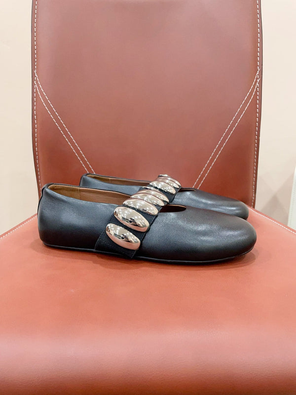 ALAIA TRIBALE BALLET FLATS IN BLACK LAMBSKIN