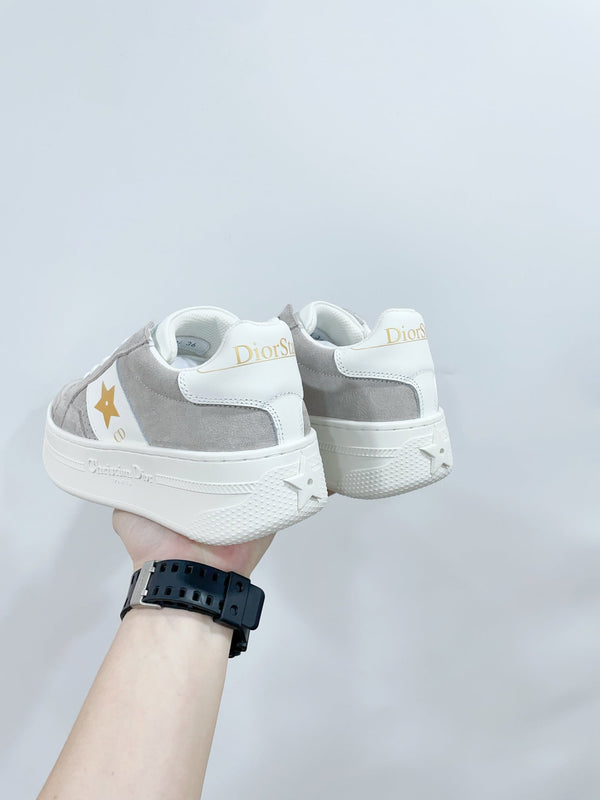 CD Star Platform Sneaker In Light Grey Suede 999870