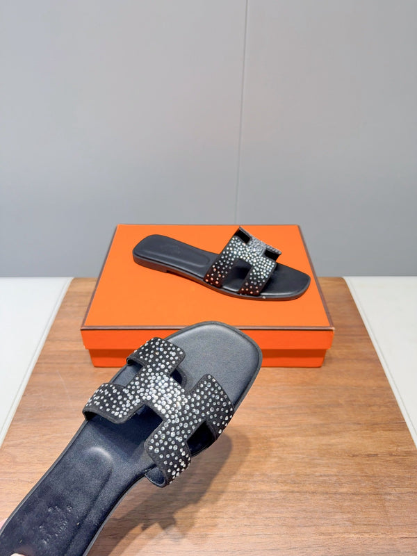 Sandali HM Oran in pelle di vacchetta nera 327122