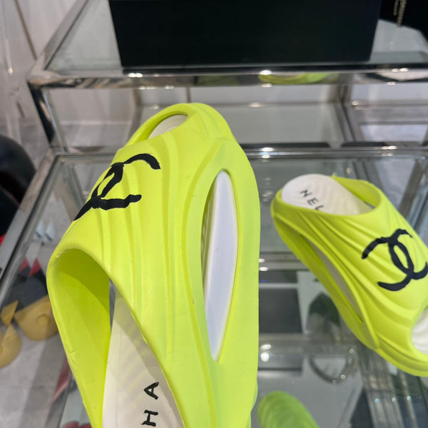 CC Slippers Lemon Yellow Foam 204141