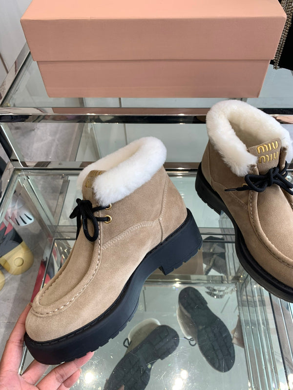 Miu Short Wool Boots Khaki Brown Open-Hemmed Cowhide