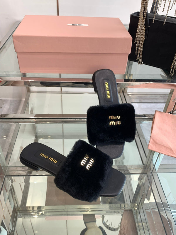 Miu Slippers Black Super Soft Wool