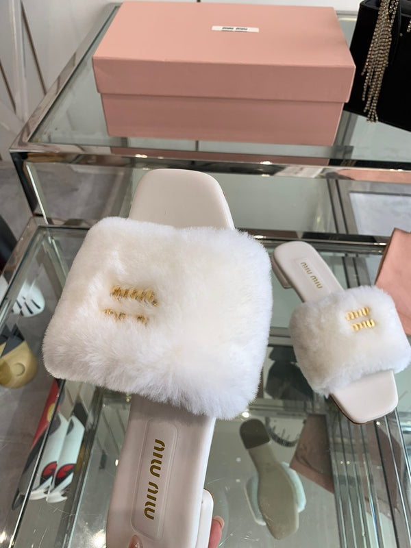 Miu Slippers White Super Soft Wool