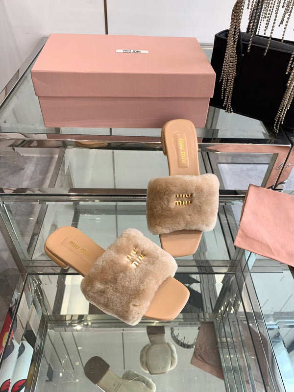 Miu Slippers Light Brown Super Soft Wool