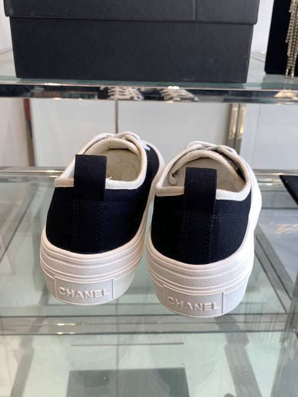 CC Sneaker Black Canvas 203261