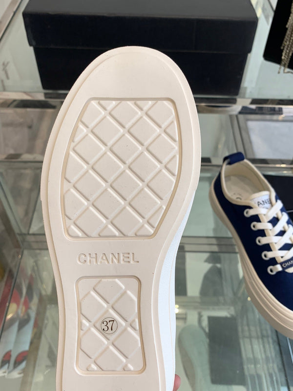 CC Sneaker Dark Blue Canvas 203265