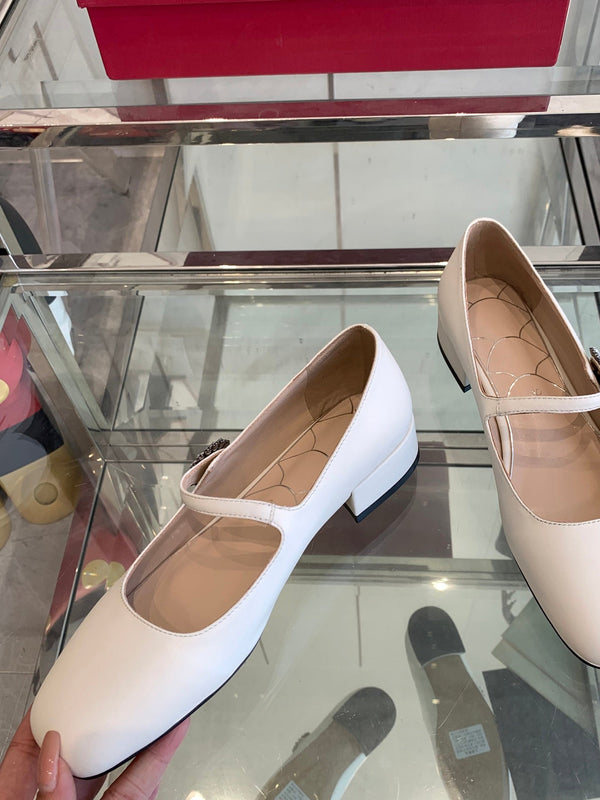 VT 25 Mary Jane Flats White Cowhide 292363