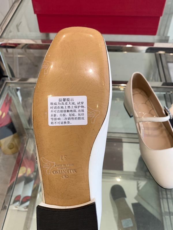 VT 25 Mary Jane Flats White Cowhide 292363