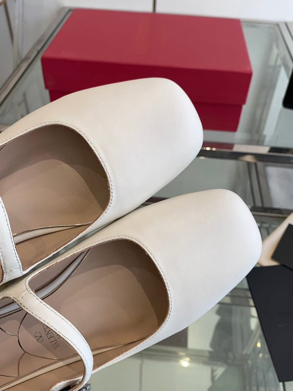 VT 25 Mary Jane Flats White Cowhide 292363
