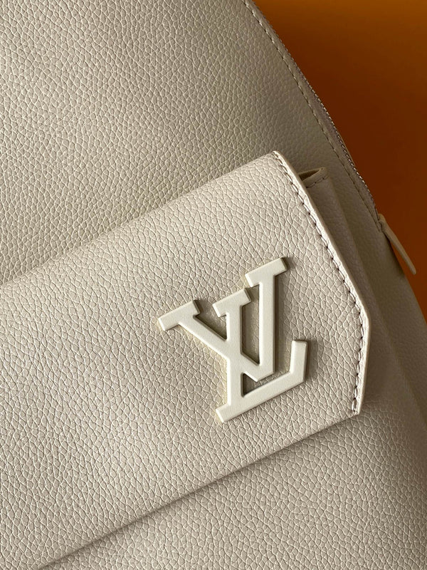 Zaino LV M22503 Takeoff in pelle bovina Aerogram color cachi chiaro