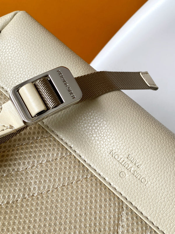 Zaino LV M22503 Takeoff in pelle bovina Aerogram color cachi chiaro