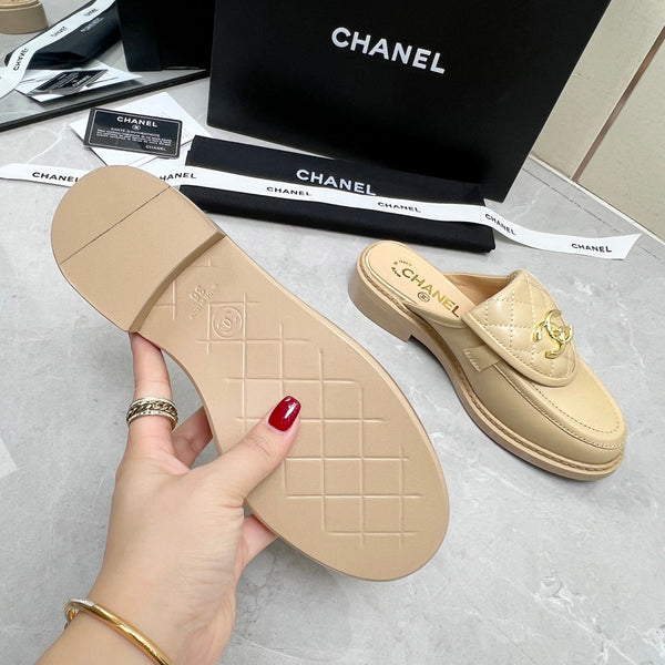 CC Mule Beige Quilted Calfskin