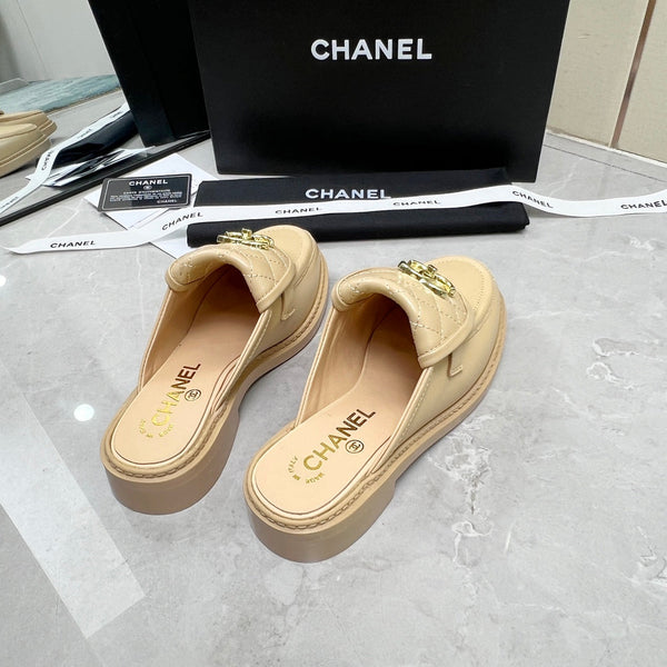 CC Mule Beige Quilted Calfskin